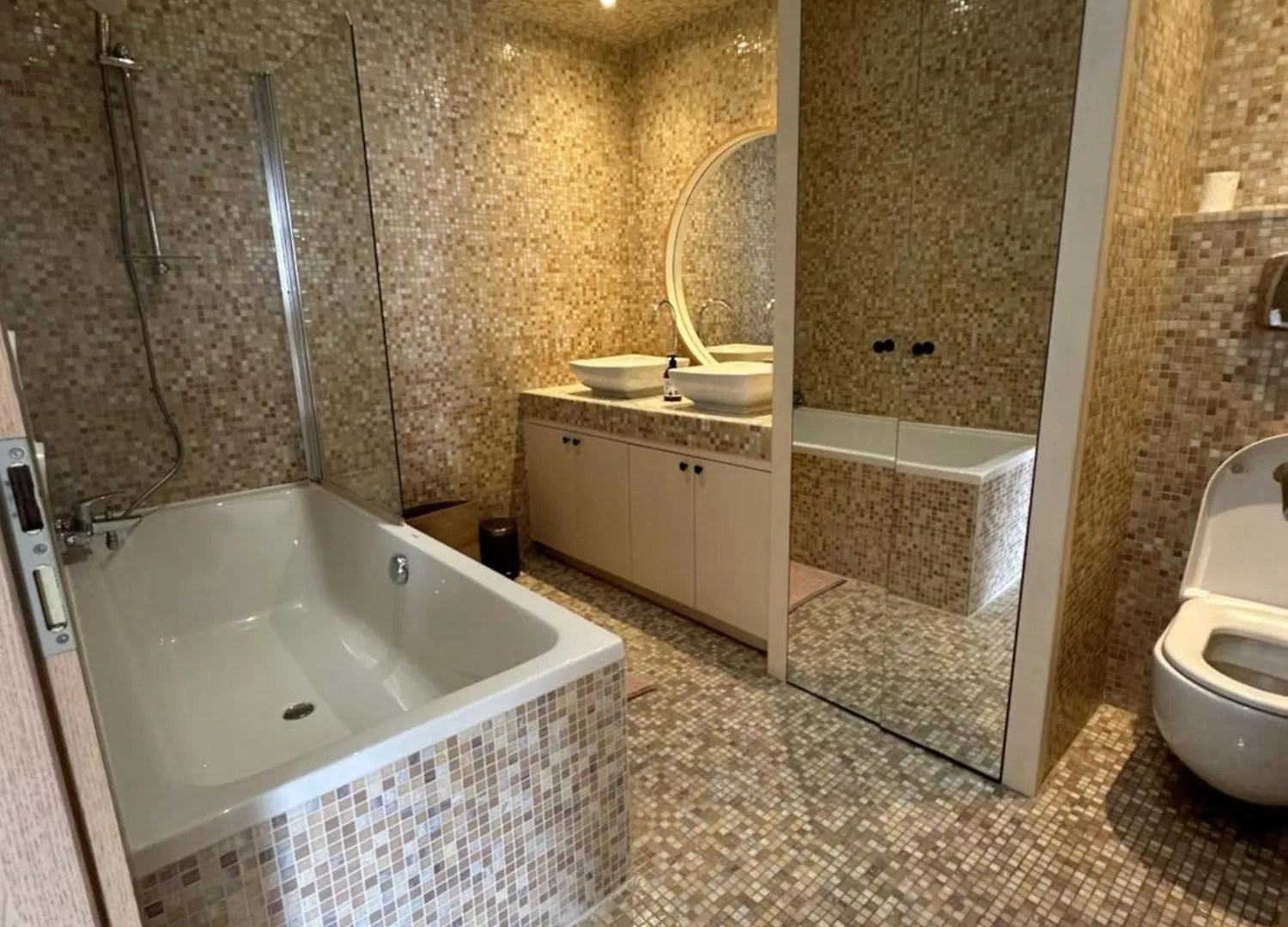 Nice Living Hotel Particulier Piscine Saint-Laurent-du-Var 0*,  Frankrike